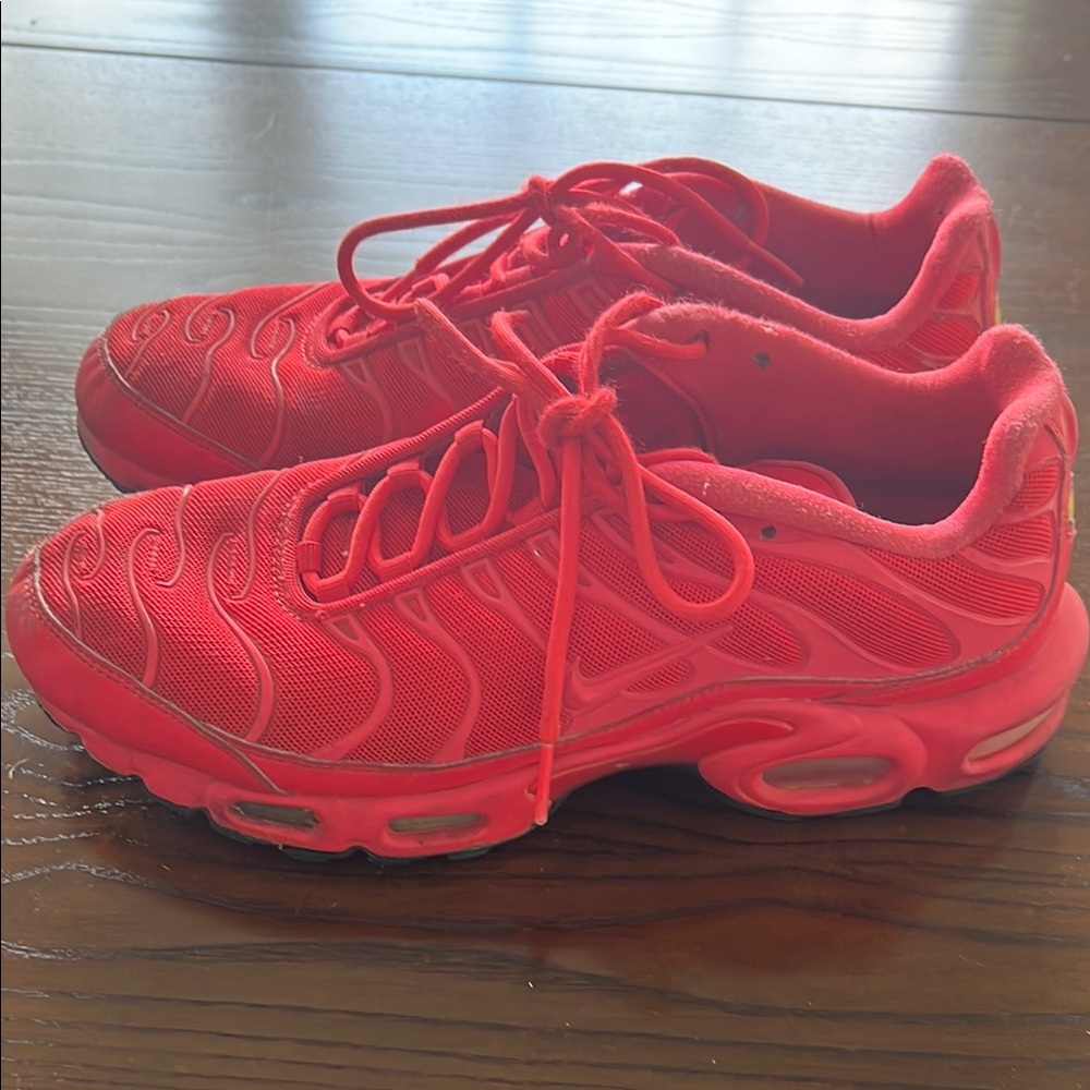 Vibrant Red Athletic Sneakers